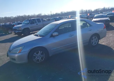 2006 Honda Accord 2.4 Se z USA, uszkodzony, nr VIN 1HGCM56376A136372